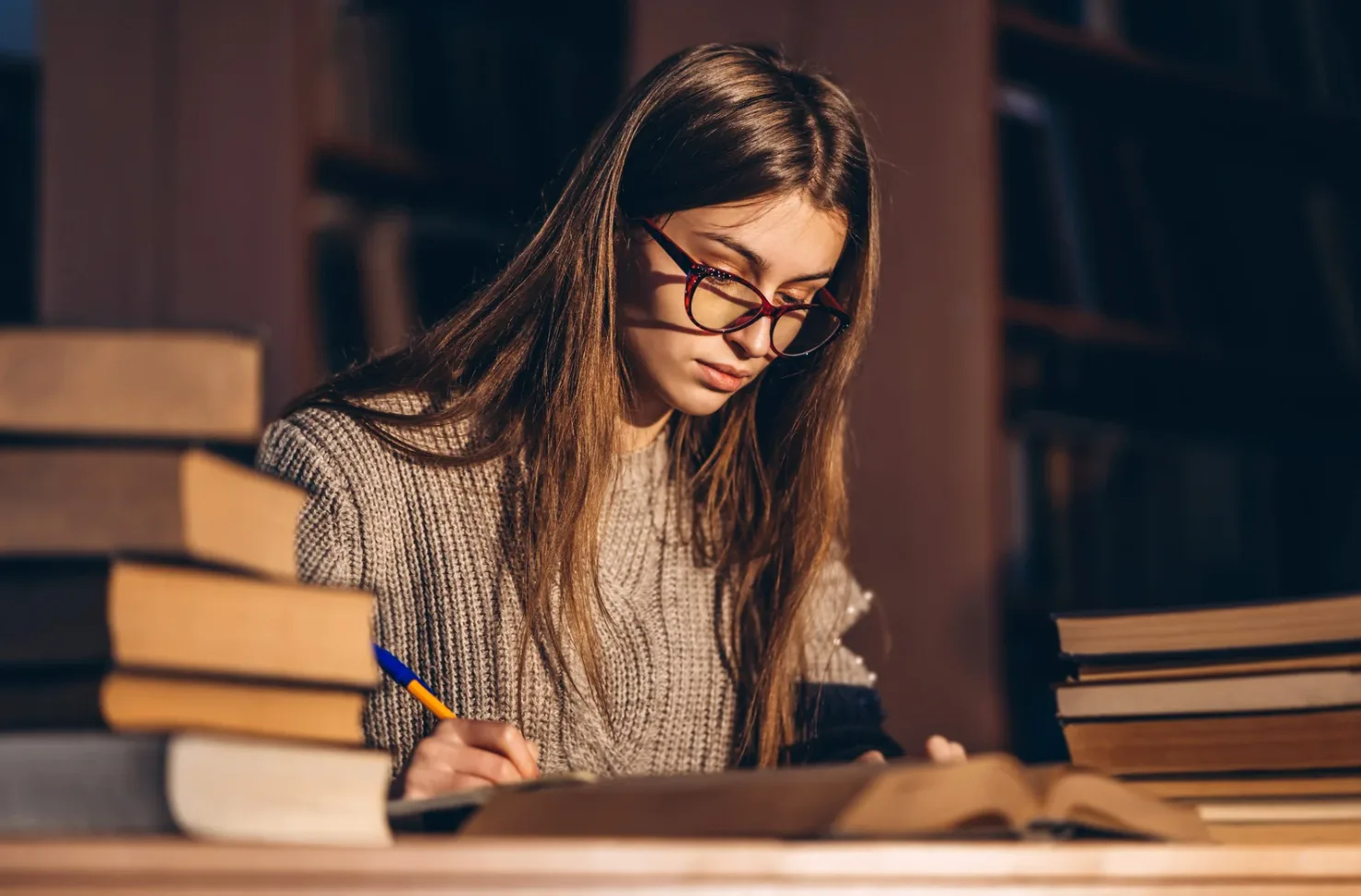 Contact Kota Student Adda and toppers Diary to Support Students